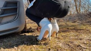 CARSTUCK || Stuck in the wet ground in white high heels