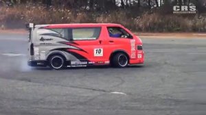 පාට දෙකේ හැඩකාරයෙග්ගේ වීඩියෝ  එකක්-Toyota Hiace tuning drift H200 JDM