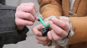 В Петербурге школьник получил ожог глаз из-за взорвавшейся петарды