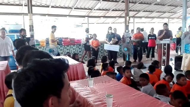 โรงเรียนวัดวันยาว ต้อนรับกองทีมงานประกวดManhunt thailand 2019มอบข้าวและสิ่งของ๑๐ต.ค.๖๒ смотреть онлайн