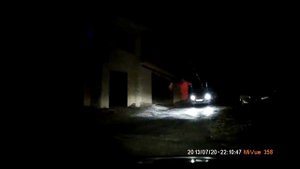 Toyota Corolla Runx, пример света головных фар с обычными лампами OSRAM.