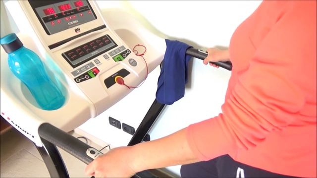 Camminare per perdere peso. "Programma ad intervalli" con il tapis roulant. tata domizi