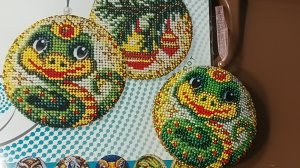 Ëлочная игрушка из бисера "Символ 2025 года - Змейка"  Обзор изготовления игрушки