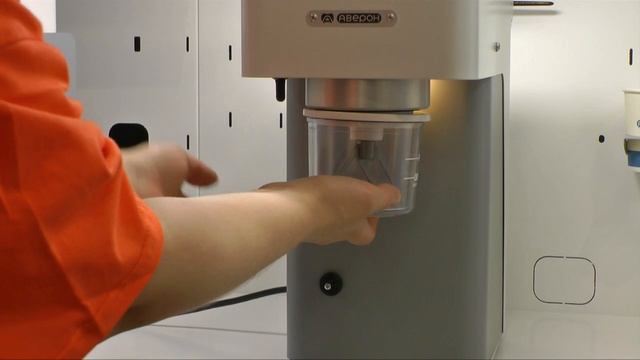 СВЗ 1.1 СТАРТ - Смеситель со встроенным вакуумным насосом для замешивания гипса и паковочных масс