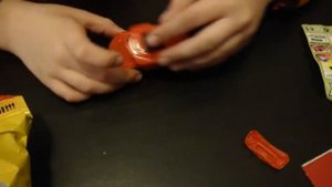Игрушка -сюрприз в кукурузных палочках!