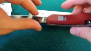 Victorinox Picknicker RED - Vídeo N° 3
