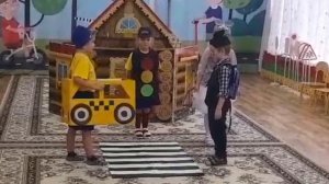 КАК МЫШОНОК ПОШЁЛ В ШКОЛУ