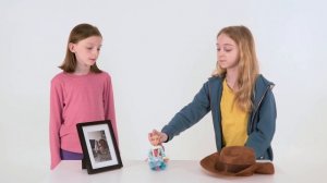 AS_3_LIU_5 Look at this photo.