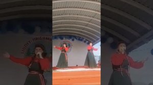 Дуэт Ксения Казанцева и Мария Лукьянченко.mp4