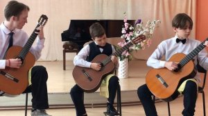 Трио гитаристов Крючковой О.П.