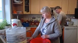 Утро Доброе! / ХАШ (горячий холодец) в АВТОКЛАВЕ/ сгоняли на КАТОК/ ХАШ на ужин.