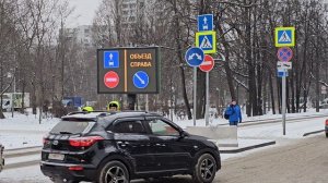 Скоростной коридор на Череповецкой улице в столице (07.12.2024)
