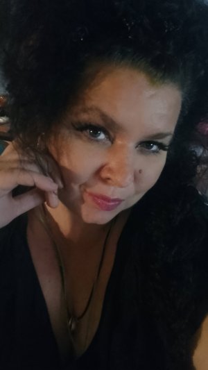 Не знаете как решить проблему вам сюда ко мне. Расклад на 4карты.