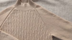 Как вывязать красивую регланную линию на кулирной глади.