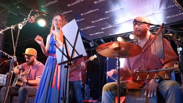 Обними Кита - Попробуй смотреть онлайн