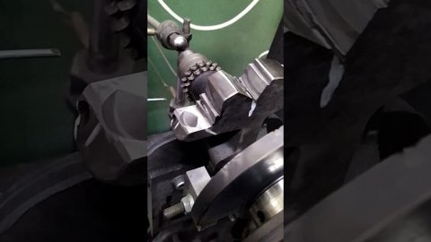 балансировка коленвала V8