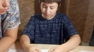 Математик в слезах. Часть 2. Какое число лишнее. Примеры из 3 чисел.