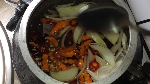 Говядина с фасолью в афганском казане. смотреть онлайн