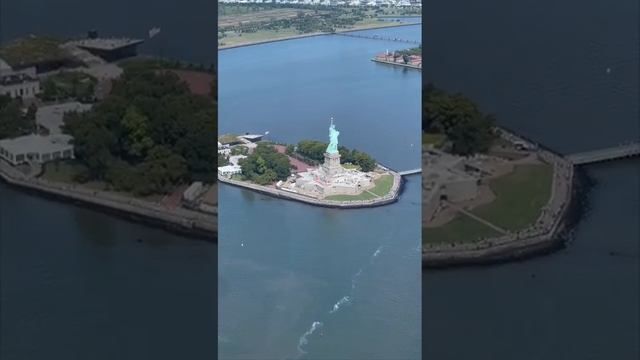 Статуя свободы с высоты птичьего полёта.