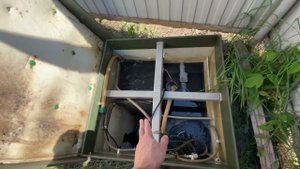 Топас 15, самотеком в колодец, далее насосом на рельеф