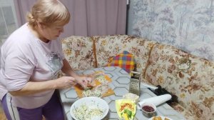 Рулетики из куриного филе с  сыром на картошке // вкуснятина 😋//