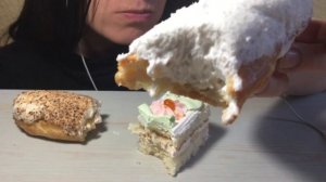 Cake Eclair & sponge cake АСМР MUKBANG ASMR  EATING SHOW no talking Пирожные эклеры с кремом