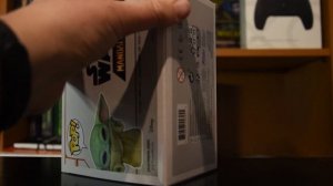 Grogu using the force (Nevarro) - Funko POP! Star Wars #477 Unboxing