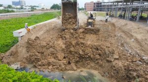 Строительство, засыпка до бесконечности, грязь постоянно уходит на дно