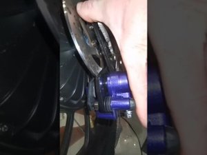 установка дискового гидравлического тормоза на колхозник (эпизод 1) Поддержать : 4817760247541398