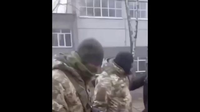 Днепропетровск_ Дырявая армия людоловов против горожан
