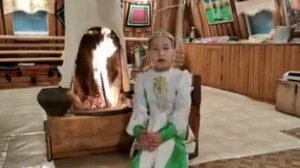 Айыллаана Постникова 4 кылаас. Мотя Клепандина олонхото "Кэскиллээнэ Куо уонна Эр Бэрдэ бухатыыр"