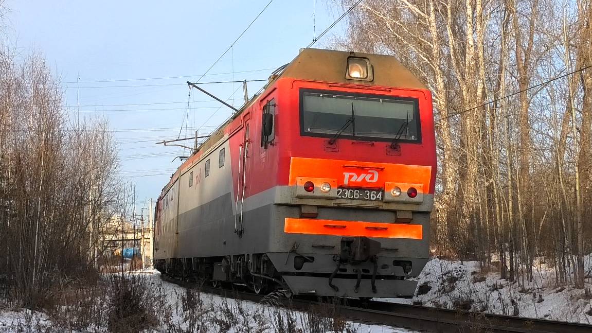 2ЭС6-364 "Синара" с грузовым поездом