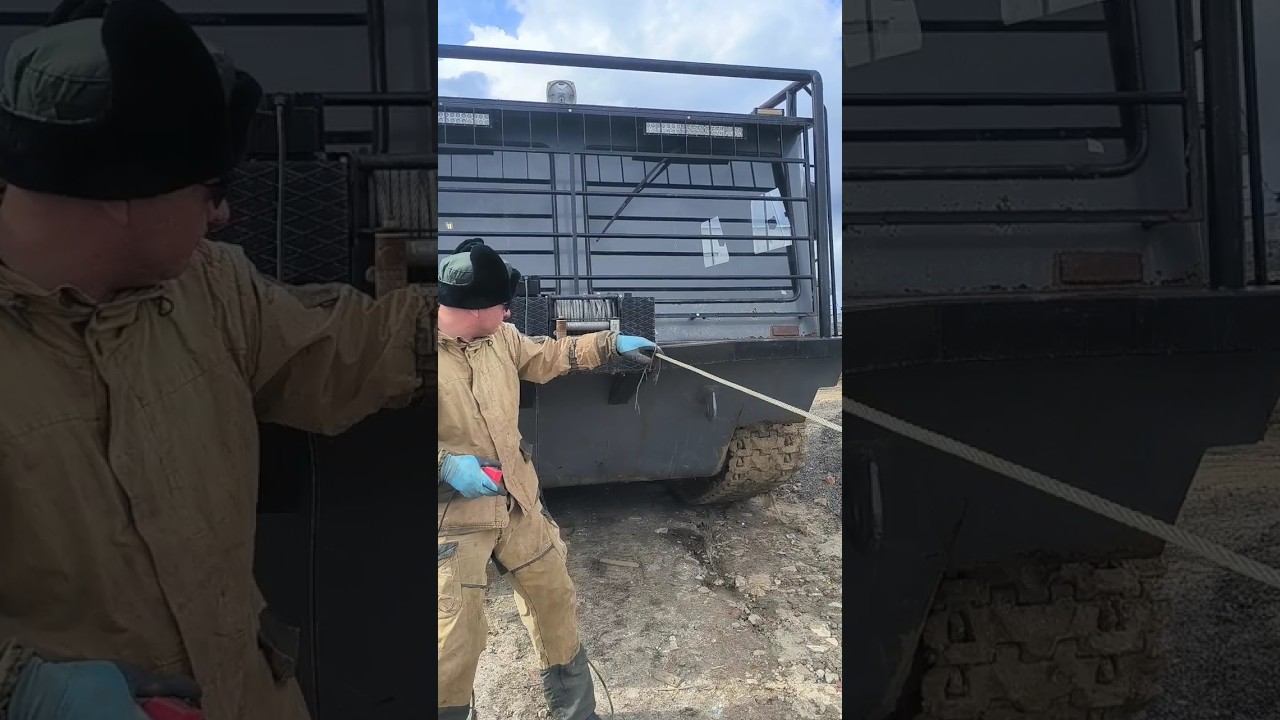 Рыбалка, подготовка к летнему сезону готовим причал! #рыбалка #охота #причал #лето смотреть онлайн