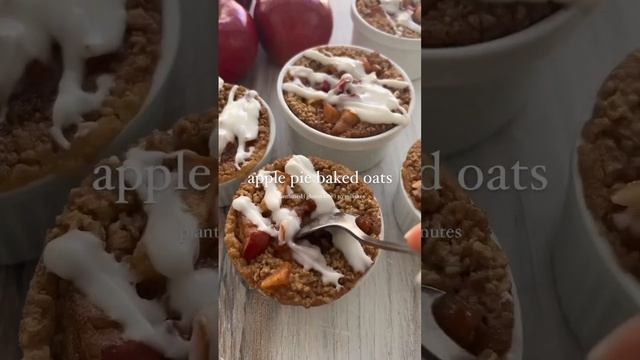 Apple Pie Baked Oats