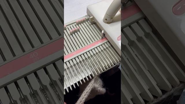 Как связать завязки для шапки на вязальной машине