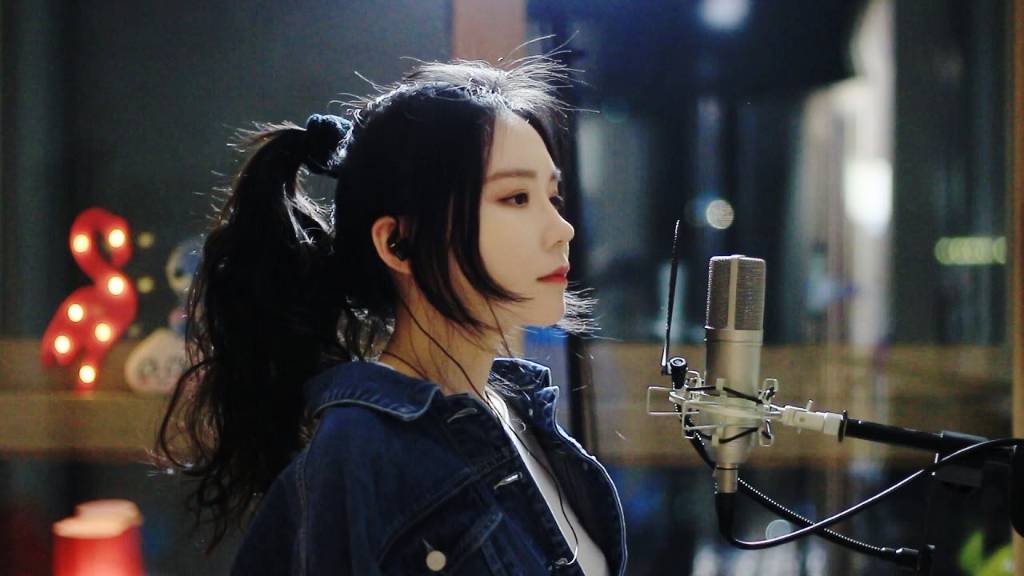 Blinding Lights + Take On Me ( cover by J.Fla )