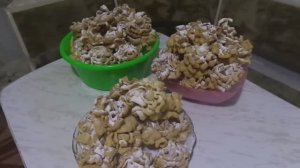 Хрустящий Домашний Хворост в Форме Розочек на Тесте из Яиц без Сахара и Соли.