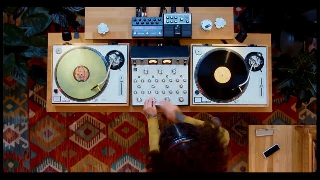 Freshly Squeezed Jazz, Afro & Latin House with Shaqdi