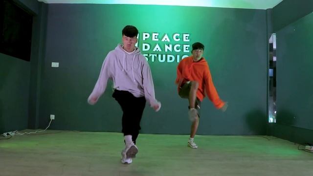 Saweetie- Tap In | Dance choreography | Suneeta Ghatani X Melina Ghale смотреть онлайн