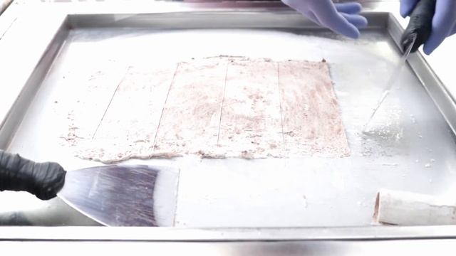 Ice Cream Roll- Nesquik Snack, Thai Ice Cream, Ролл Мороженое, 초콜릿 смотреть онлайн