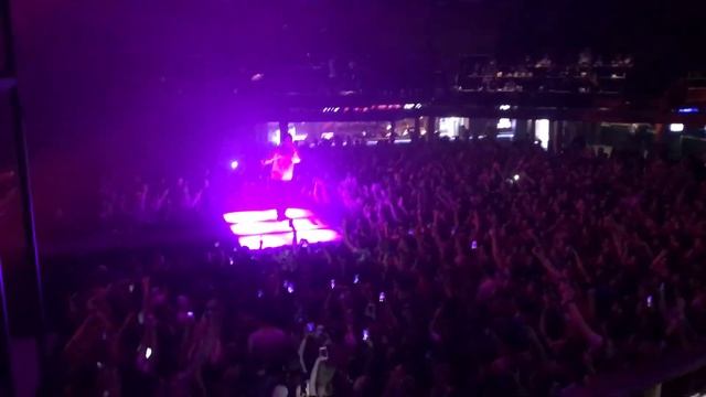 Thomas Mraz- Ghost смотреть онлайн