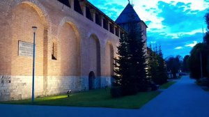 Смоленск замурованное послание в крепостной стене. Бывший кинотеатр "Октябрь".