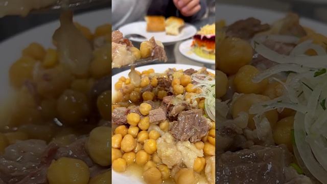 Вкусный и дешевый ужин в Ташкенте👍🇺🇿😋 #шортс #еда #кухня #ташкент смотреть онлайн