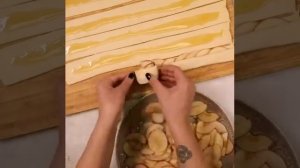 Слоеное тесто бездрожжевое с яблоками в духовке