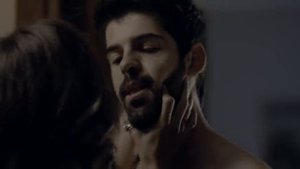 Sin Identidad - Amparo se acuesta con Bruno