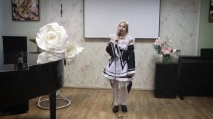 Морозова София 
Сл.и муз.А.Петряшевой "Ох, уж эти гаммы"