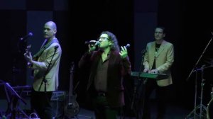 "Здравствуй. песня"   "Девчонка из квартиры 45"