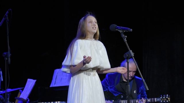 Елизавета Багаева_Хорошо когда снежинки падают