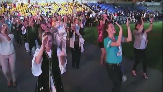 Весёлые танцы для позитива смотреть онлайн