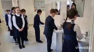 Веселый поход в столовую.